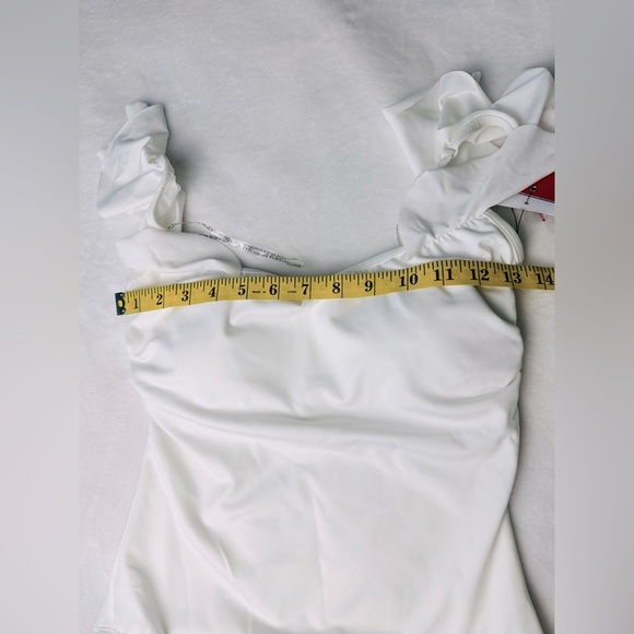 Vince Camuto Ruffle Off The Shoulder One Piece Swimsuit Size 6 - Picture 8 of 11